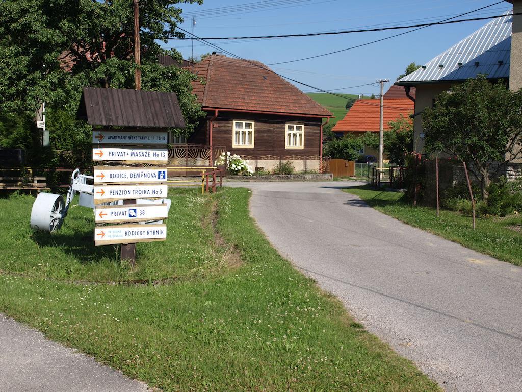 Vidiecky Apartman Kubo Pavčina Lehota Exterior foto