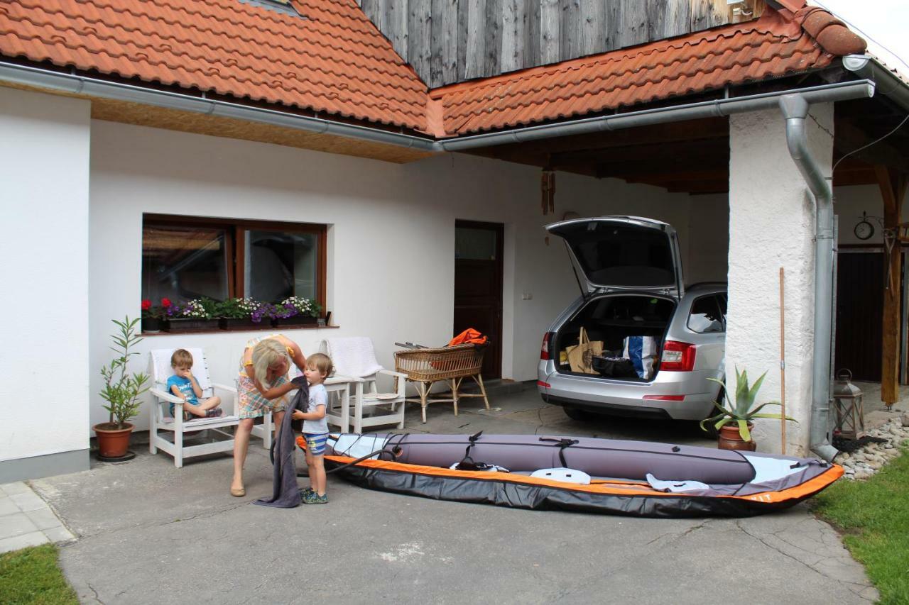 Vidiecky Apartman Kubo Pavčina Lehota Exterior foto