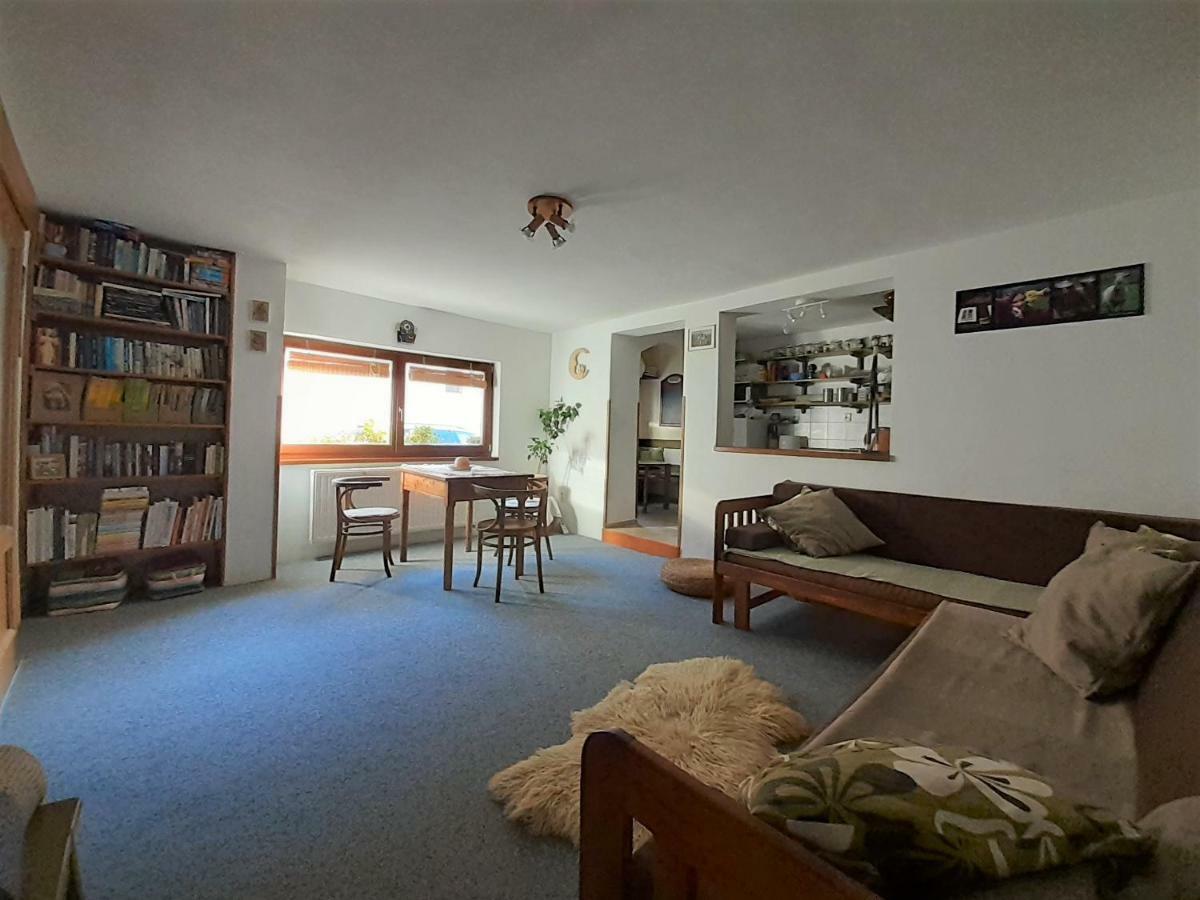 Vidiecky Apartman Kubo Pavčina Lehota Exterior foto
